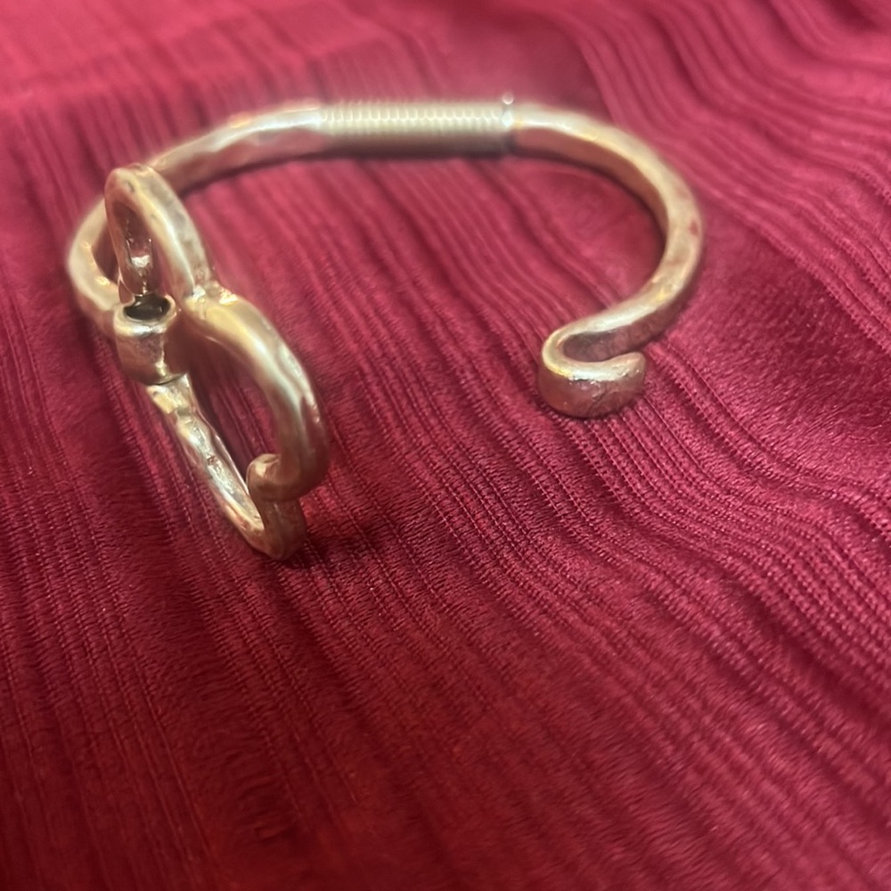 Retractable Bangle - image 7